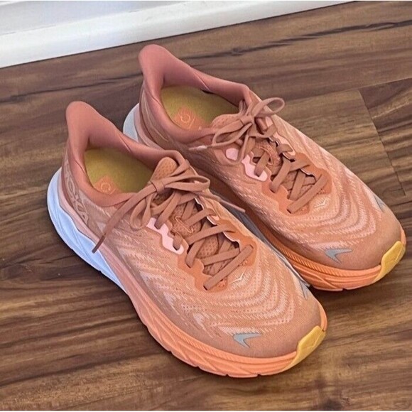 Hoka One One Shoes - Hoka One One Womens Arahi 6 Running Shoes Size 7B Rare Sun Kissed Color